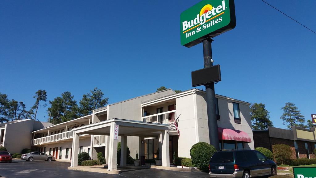 Zainee Inc Budgetel Inn And Suites Augusta Exterior photo